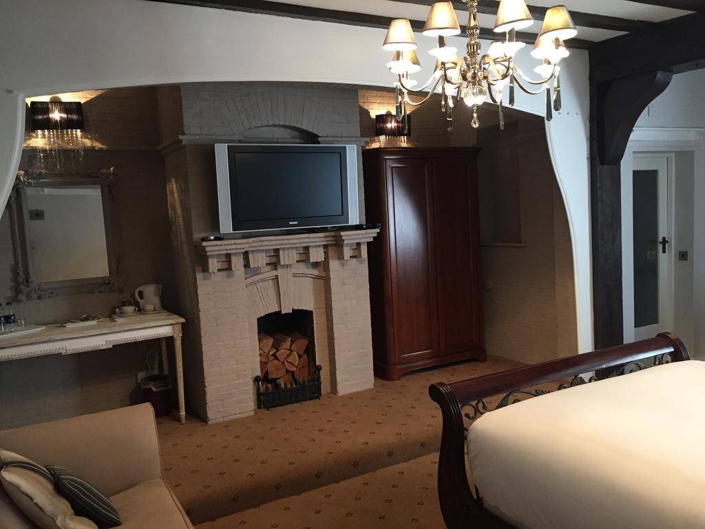 The Tudor 3* Eastcote